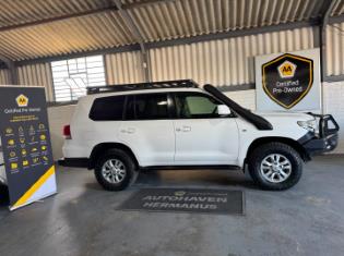 2011 Toyota Land Cruiser 200 4.5D-4D VX for sale