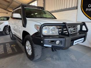 2011 Toyota Land Cruiser 200 4.5D-4D VX for sale