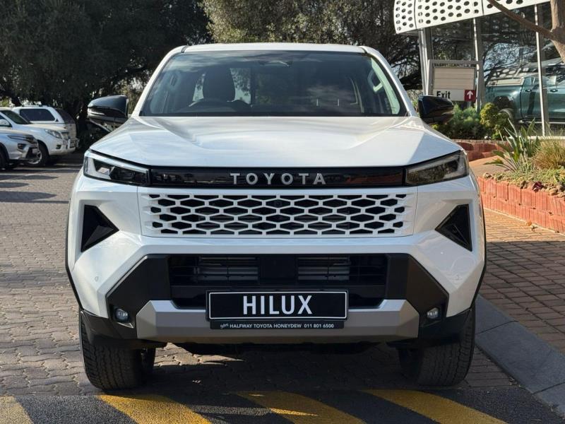 Toyota Hilux 2.8GD-6 Xtra Cab Raider X 4x4 for sale in Randburg