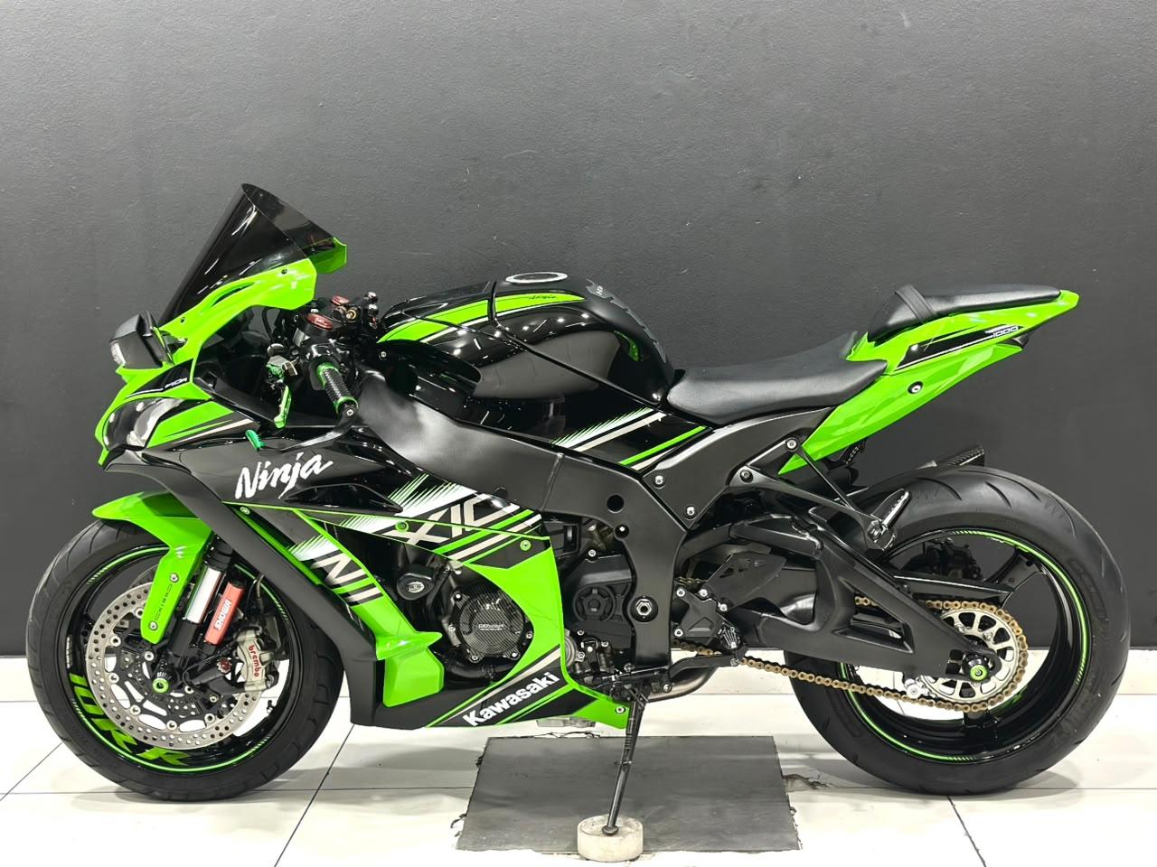 Kawasaki zx-10r bikes for sale in South Africa - AutoTrader