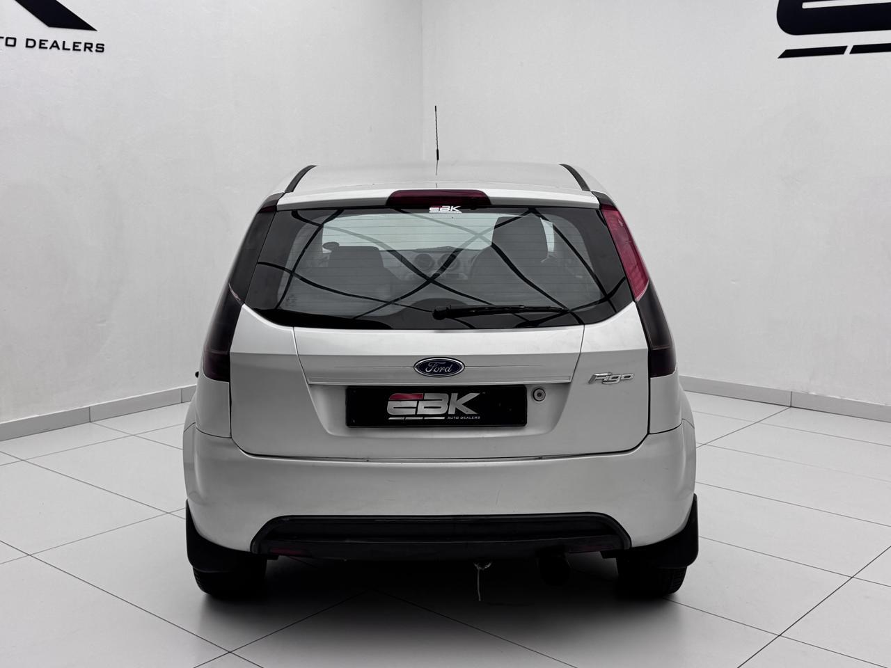 Ford Figo 1.4 Ambiente EBK Diagonal Street