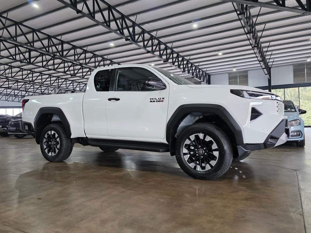 Toyota Hilux 2.8GD-6 Xtra Cab Raider X 4x4 for sale in Upington