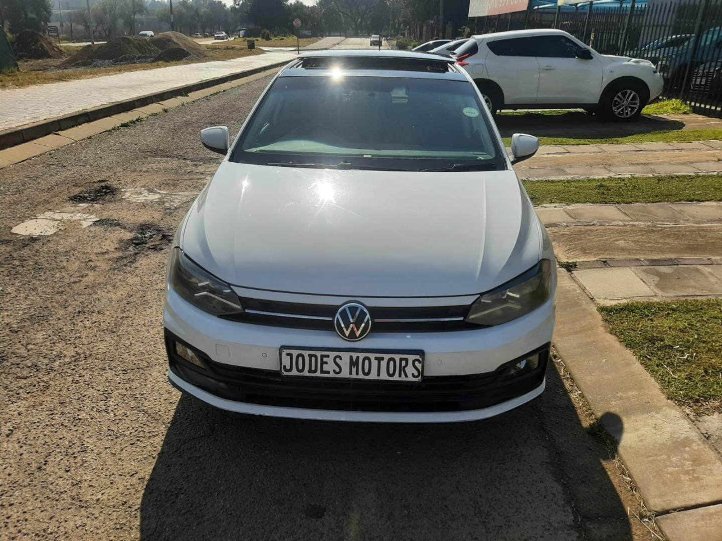 2020 Volkswagen Polo Hatch 1.0TSI Comfortline R-Line