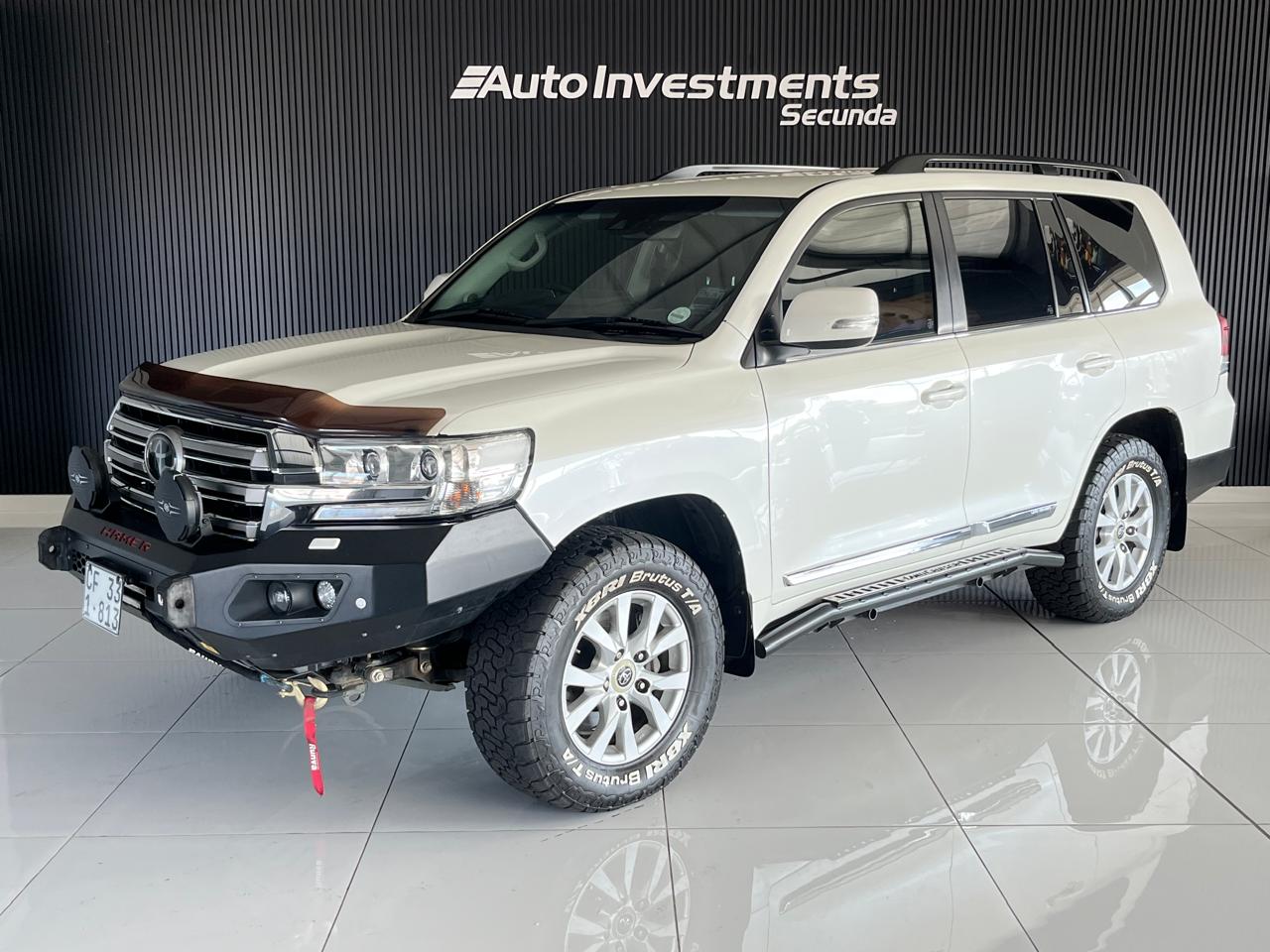 Toyota Land Cruiser 200 4.5D-4D V8 VX-R Auto Investments Secunda