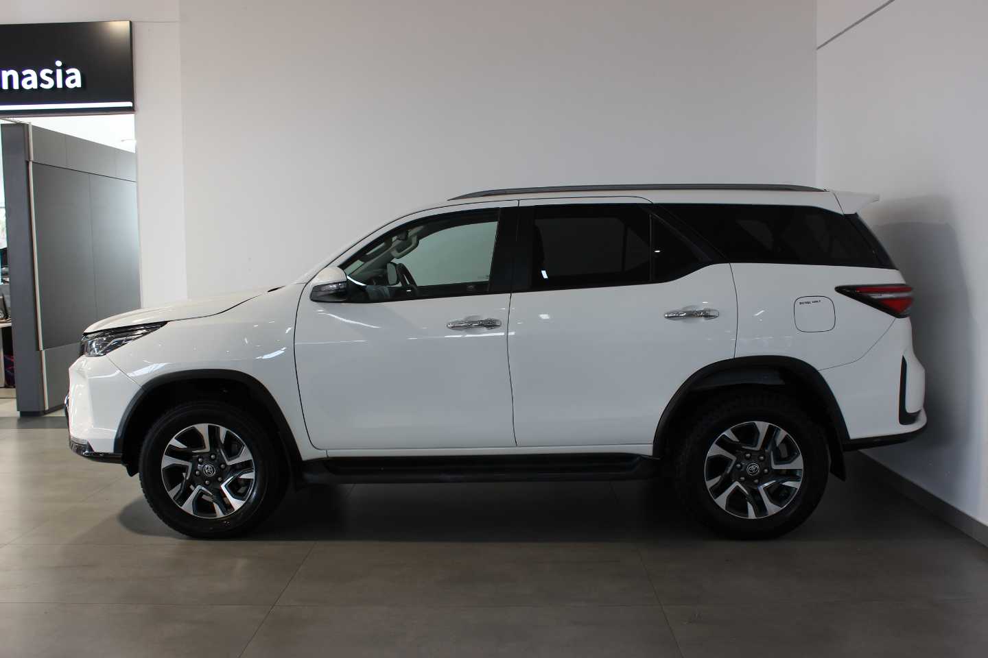 Toyota Fortuner 2.4GD-6 4x4 Chery Lenasia Used