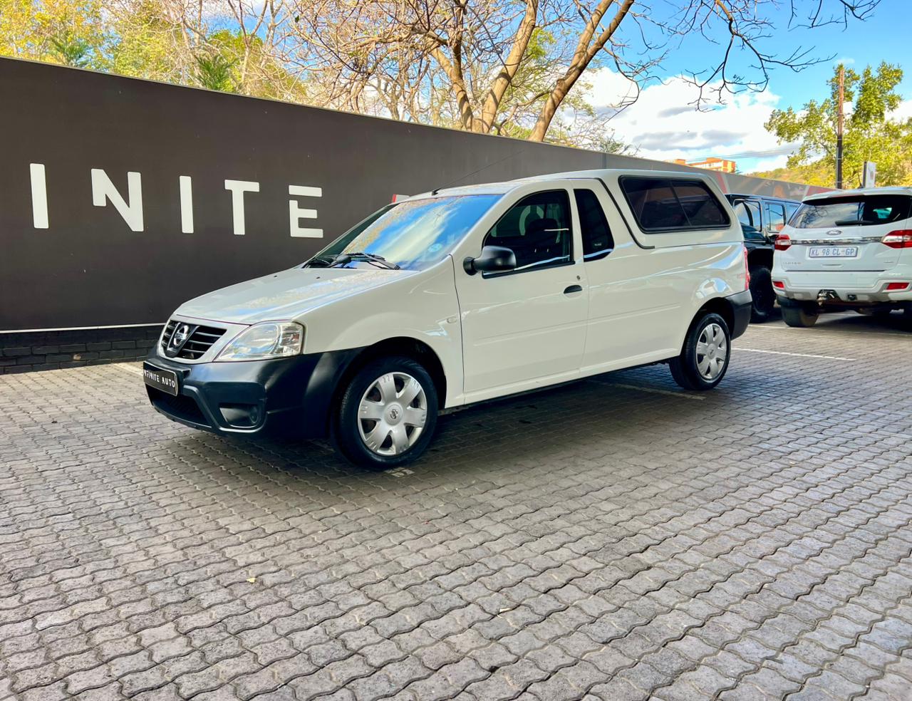 Nissan NP200 1.6i (Aircon) Safety Pack Infinite Auto Gezina
