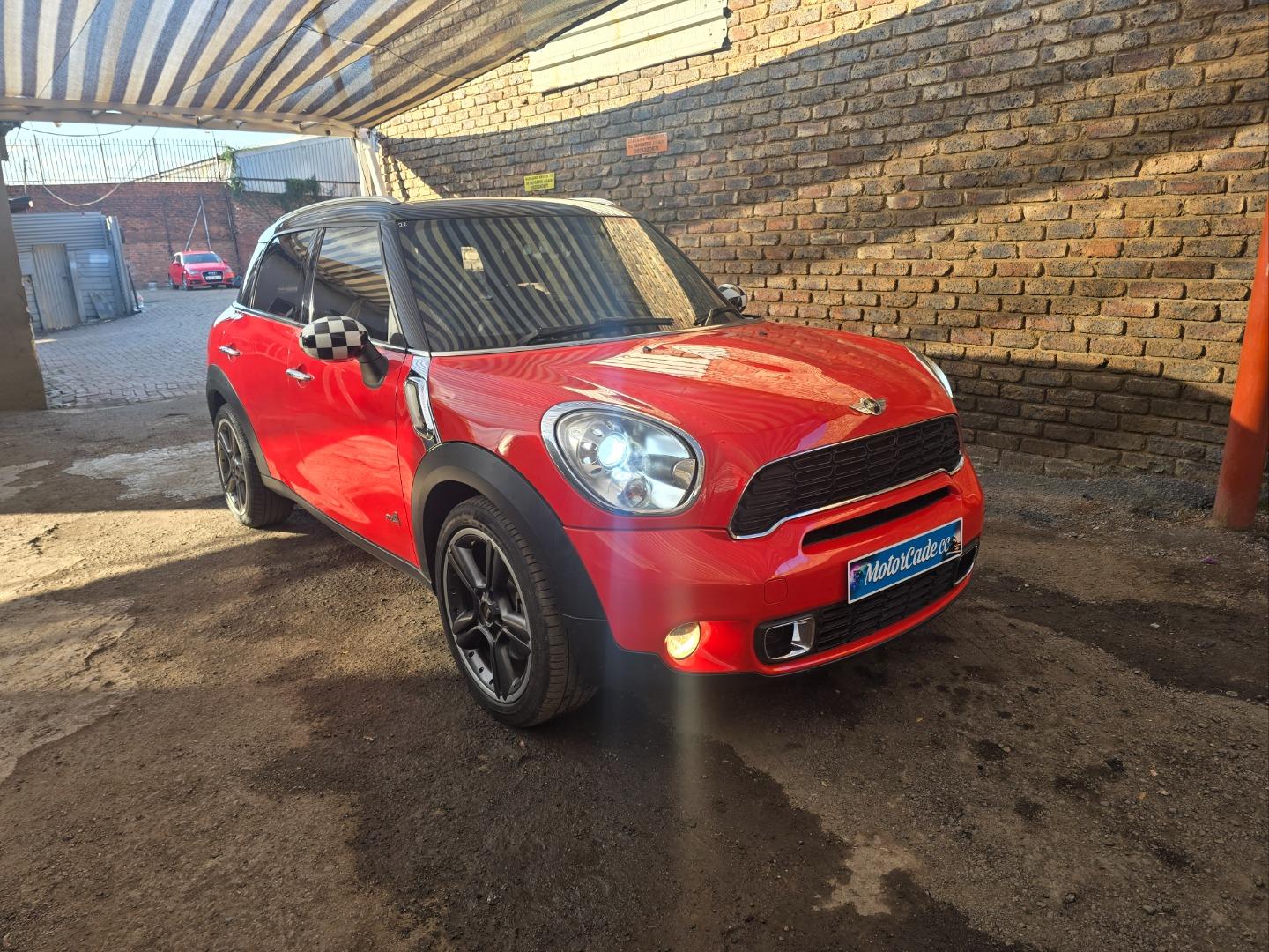 MINI Countryman Cooper S ALL4 Auto Motorcade CC