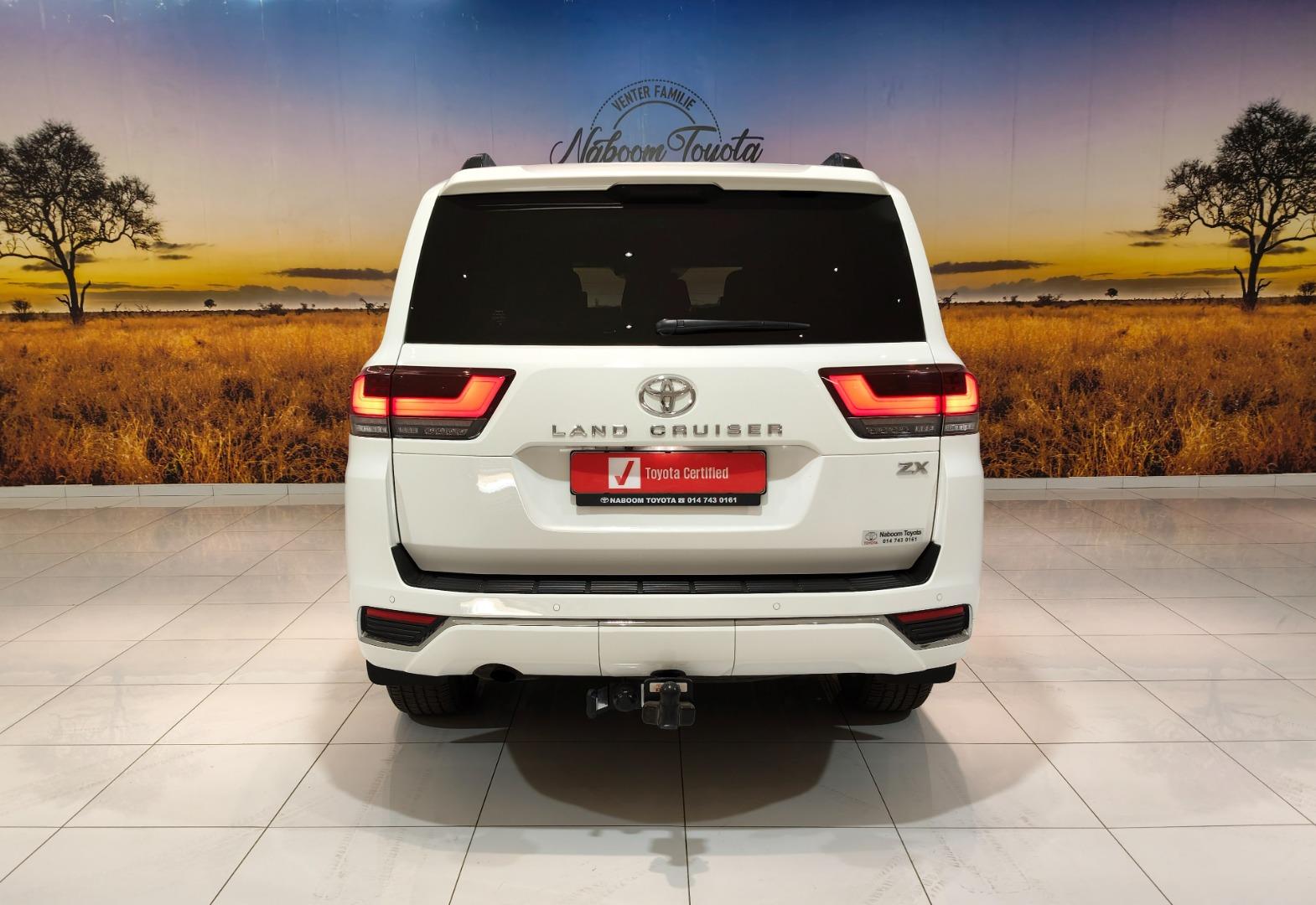Toyota Land Cruiser 300 3.3D ZX Naboom Toyota