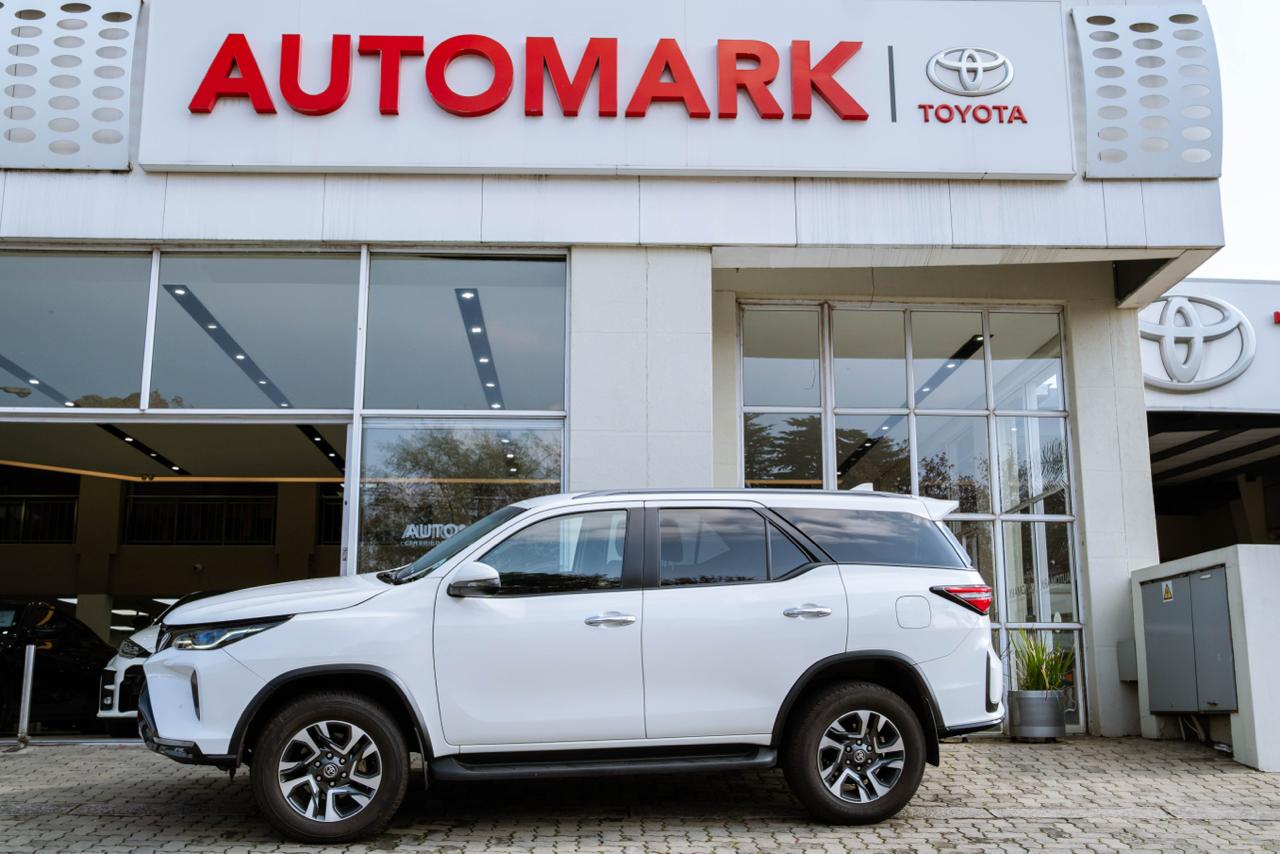 Toyota Fortuner 2.4GD-6 4x4 Freeway Toyota