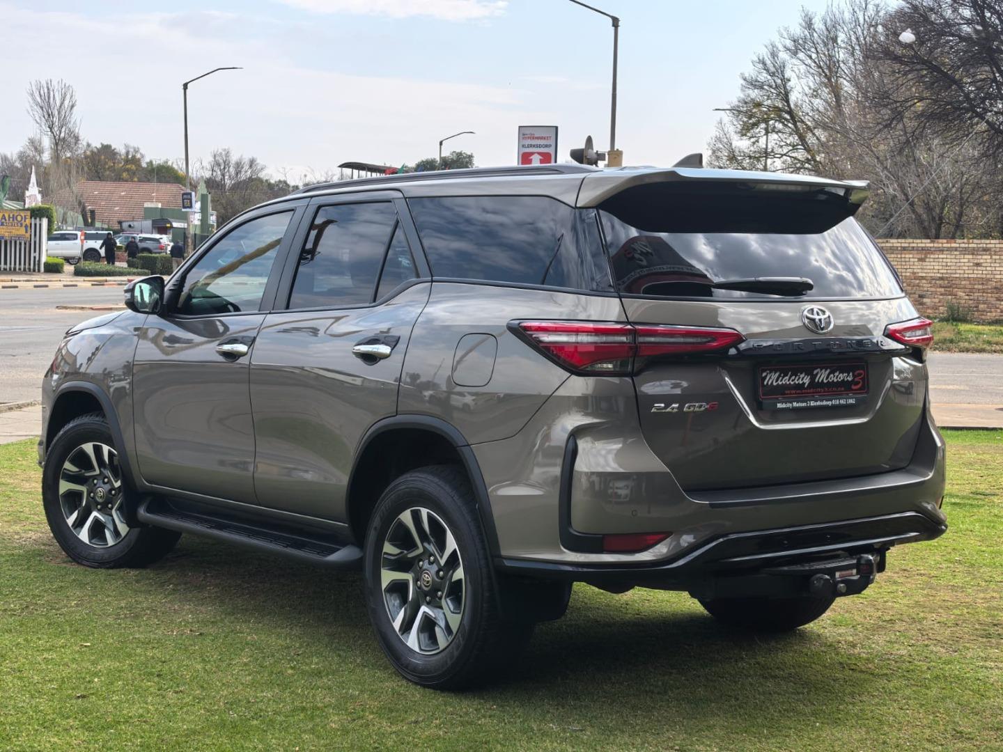 Toyota Fortuner 2.4GD-6 Auto Midcity Motors 3 (Pty)ltd