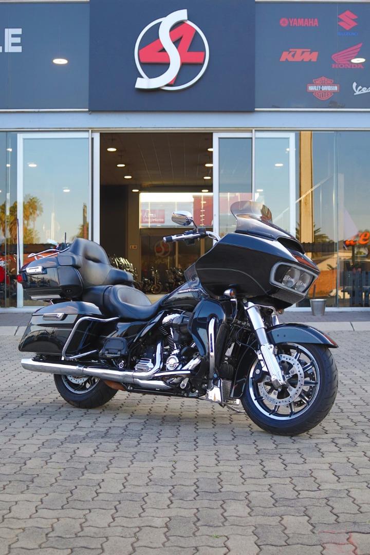 Harley-Davidson ROAD GLIDE ULTRA Harley Davidson Gold Rand