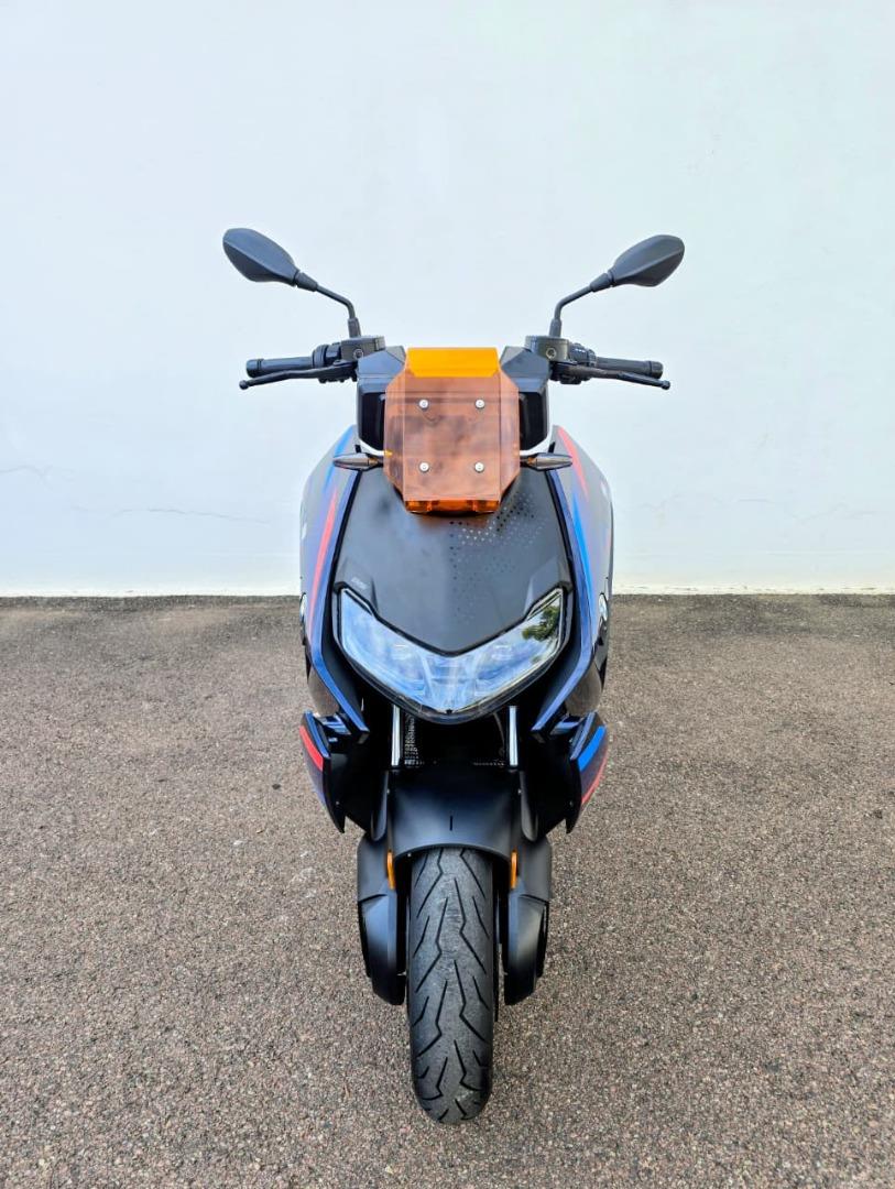 BMW CE 04 BMW Montana Motorrad