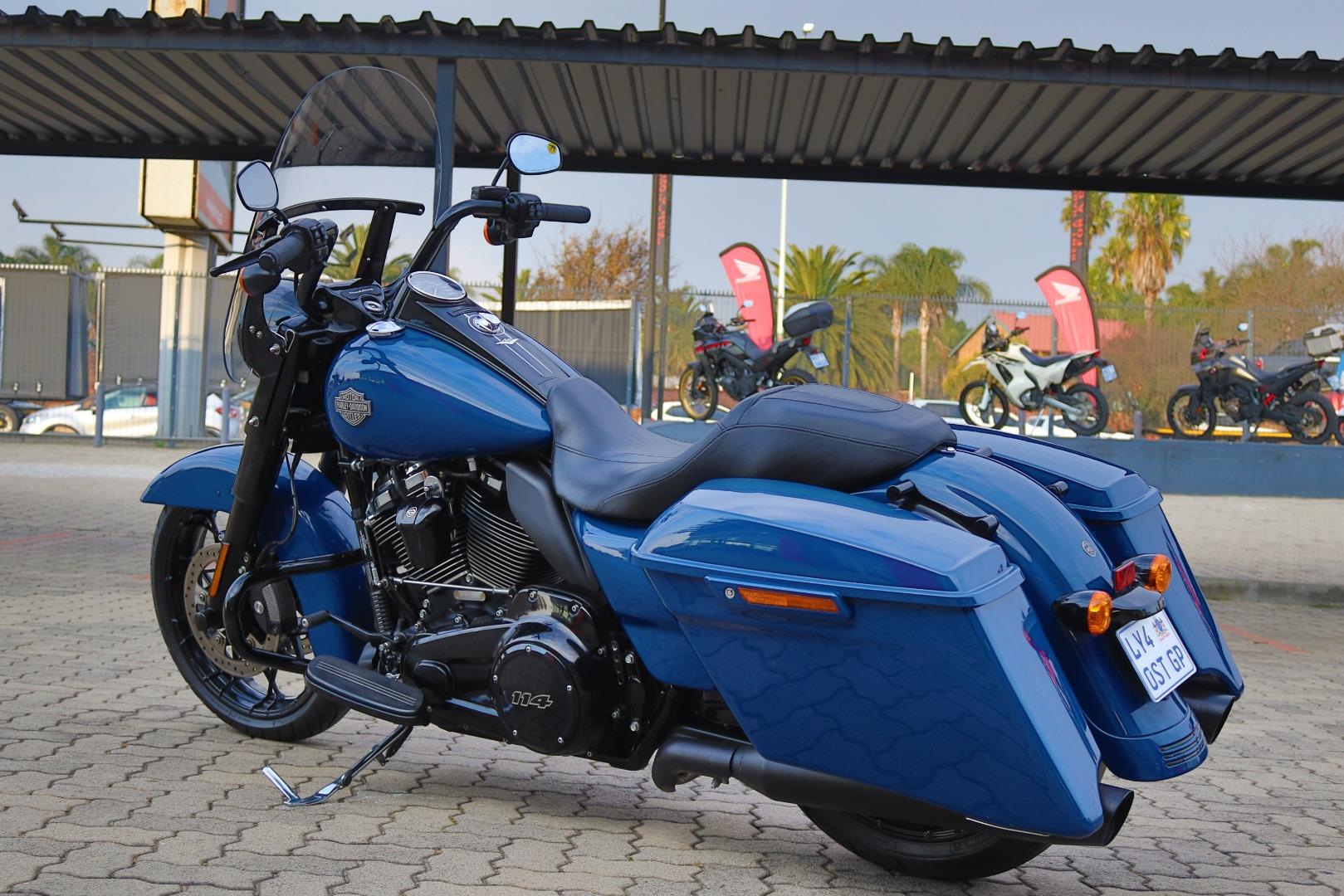 Harley-Davidson Road king Special 114 Harley Davidson Gold Rand