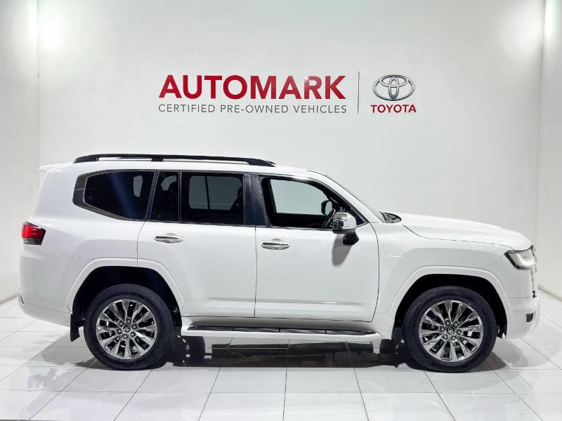 Toyota Land Cruiser 300 3.3D ZX for sale in Midrand - ID: 28616637
