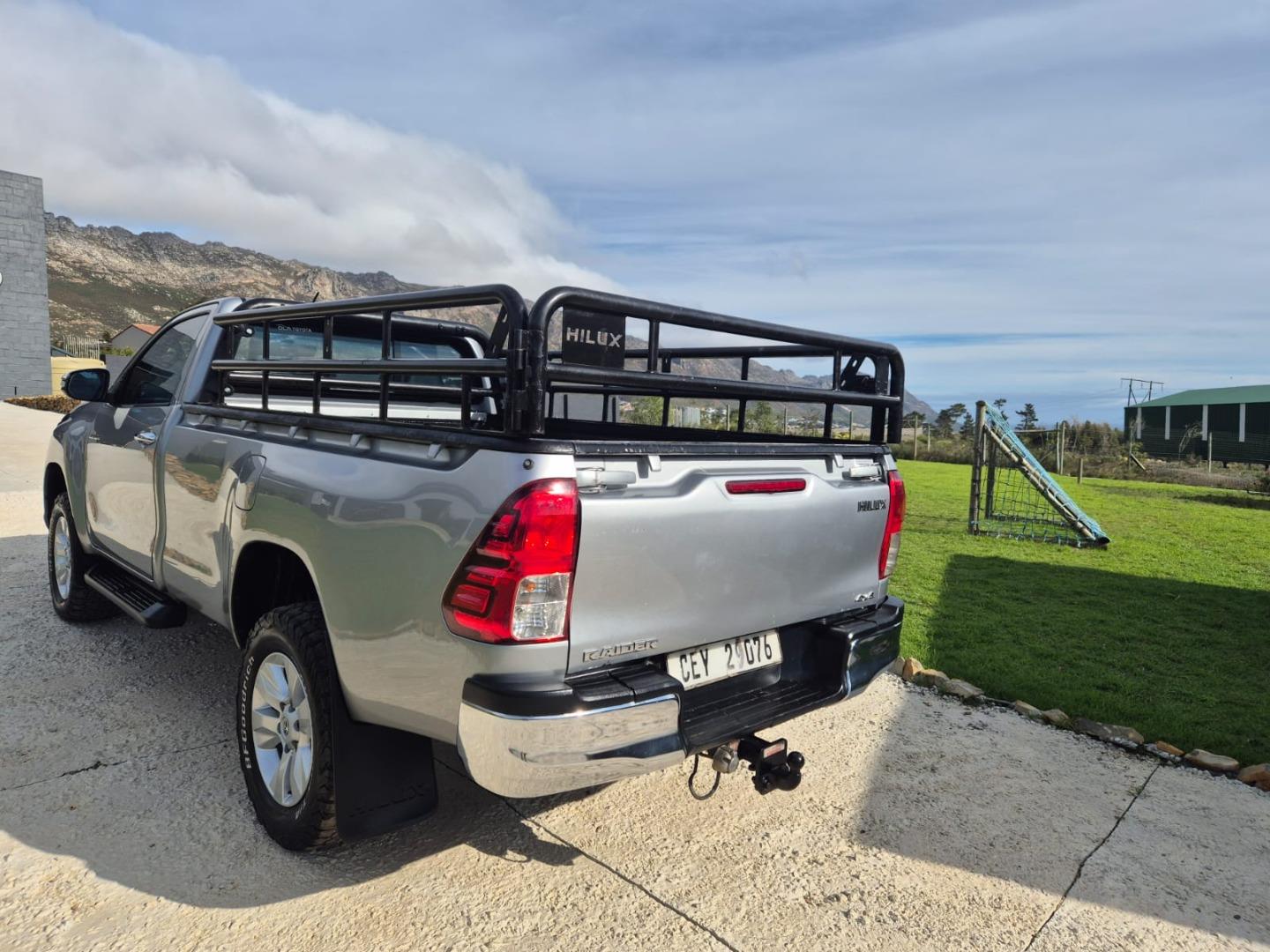 Toyota Hilux 2.8GD-6 4x4 Raider