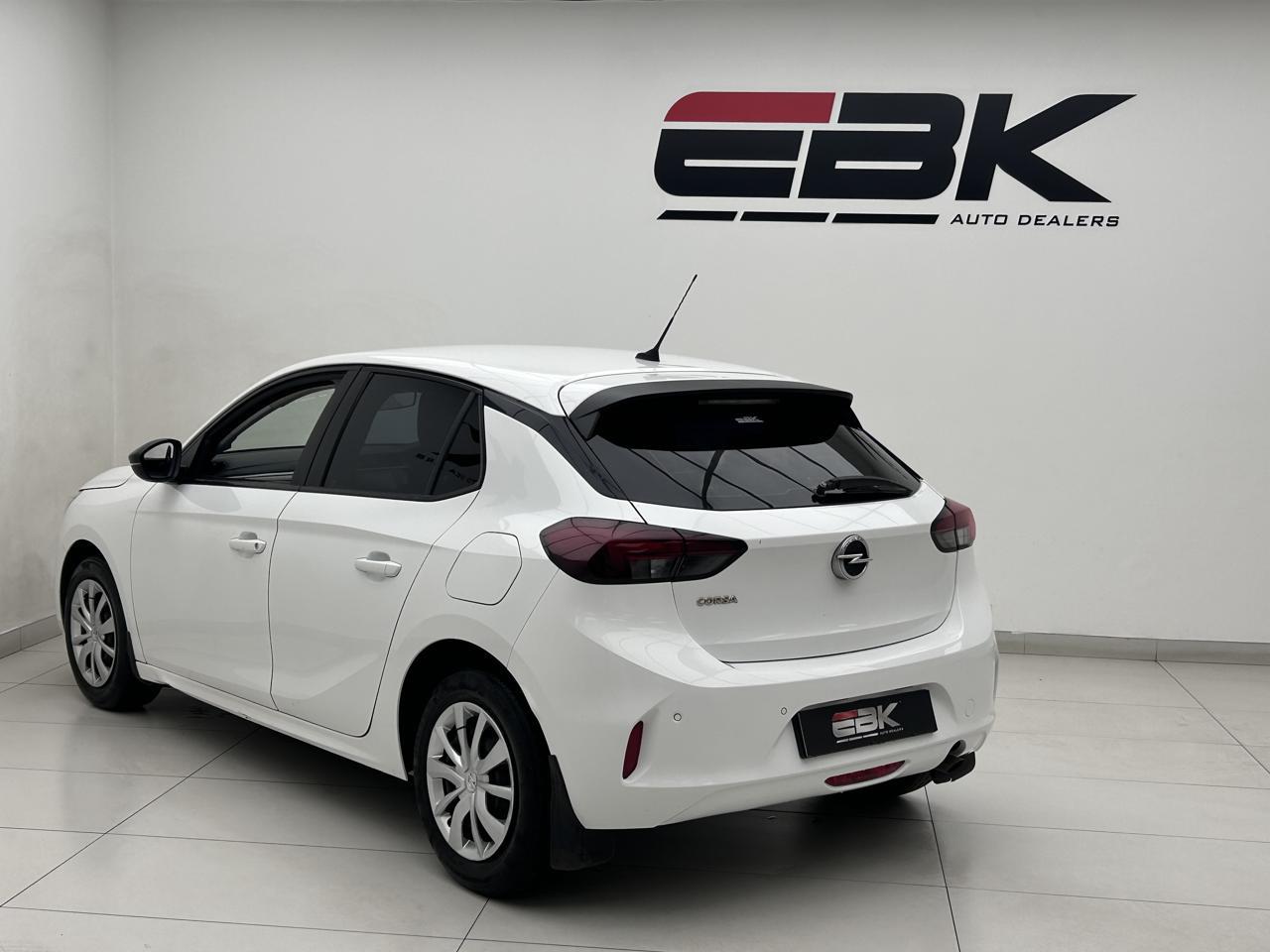 Opel Corsa 1.2 EBK Main Street