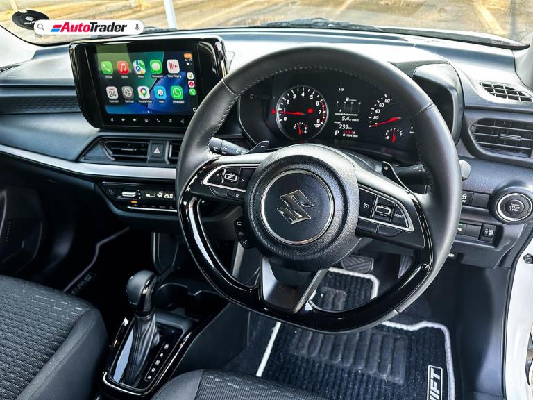 Suzuki Swift interior
