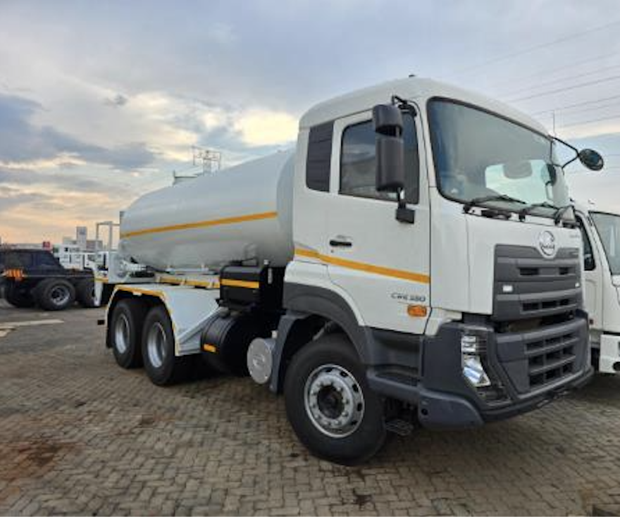 UD QUESTER CWE 330 E48 for sale in Polokwane - ID: 28617929 - AutoTrader