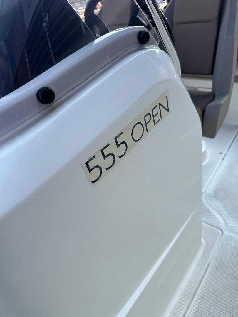 Quicksilver 555 BOAT - YAMAHA 130HP 4 STROKE MOTOR UB Leisure