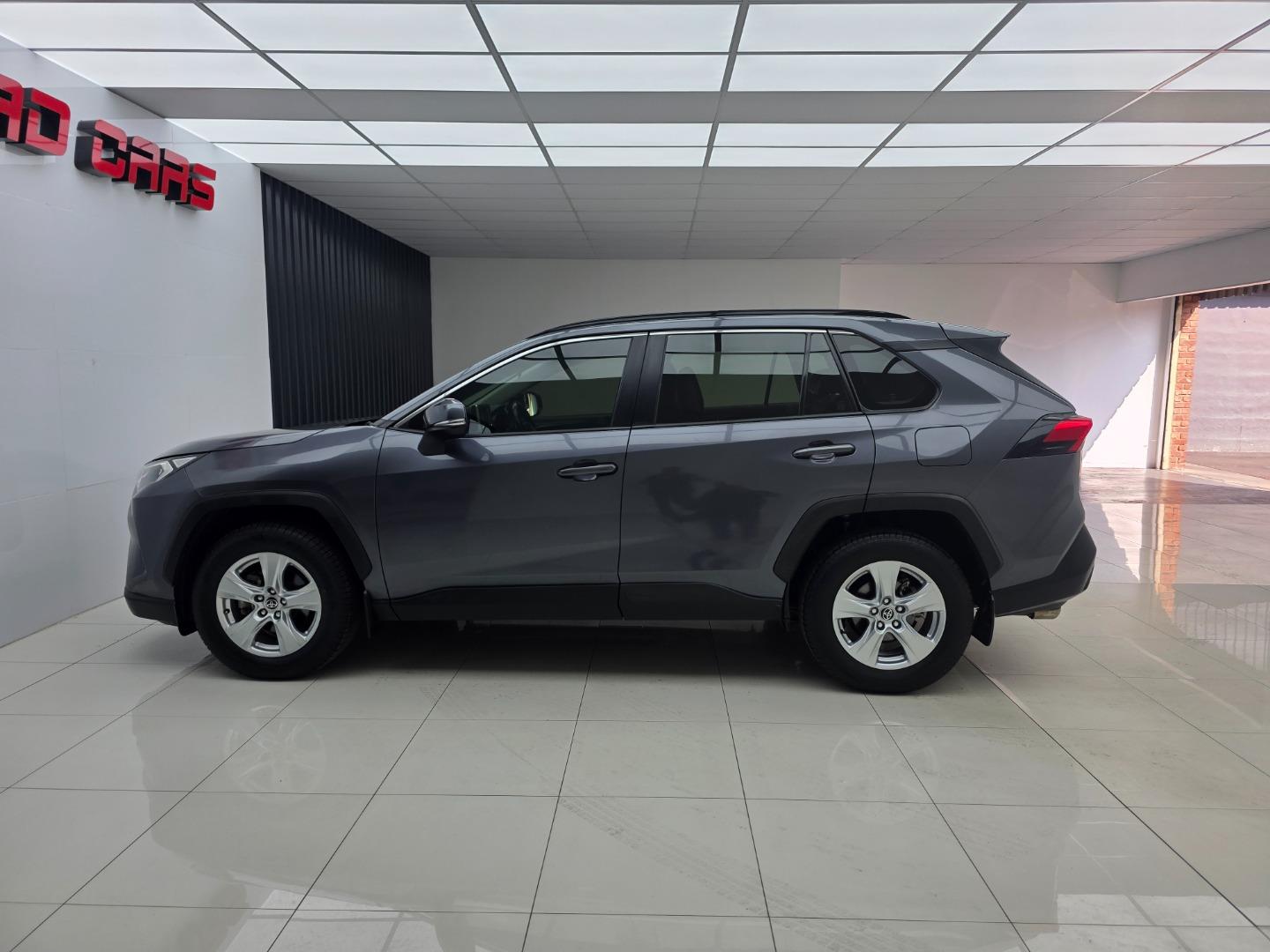 Toyota RAV4 2.0 GX Auto Squad Cars