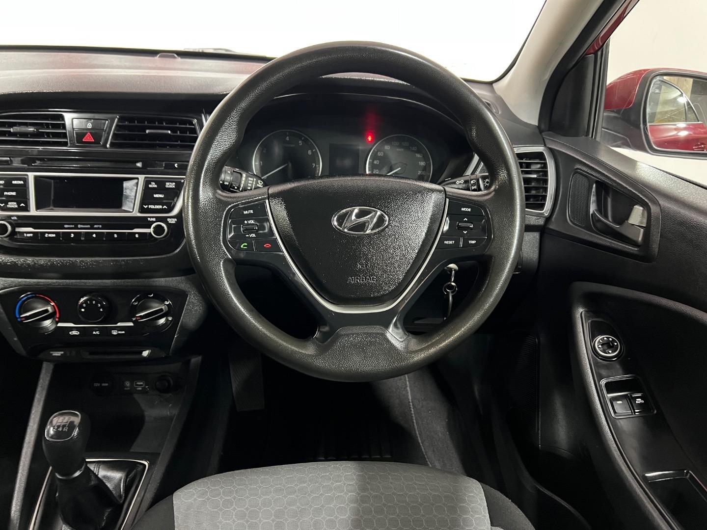 Hyundai i20 1.2 Motion Mount Edgecombe Cars