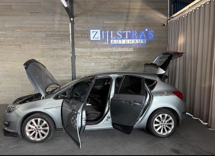 Opel Astra Hatch 1.4 Turbo Enjoy Zijlstras Autohaus