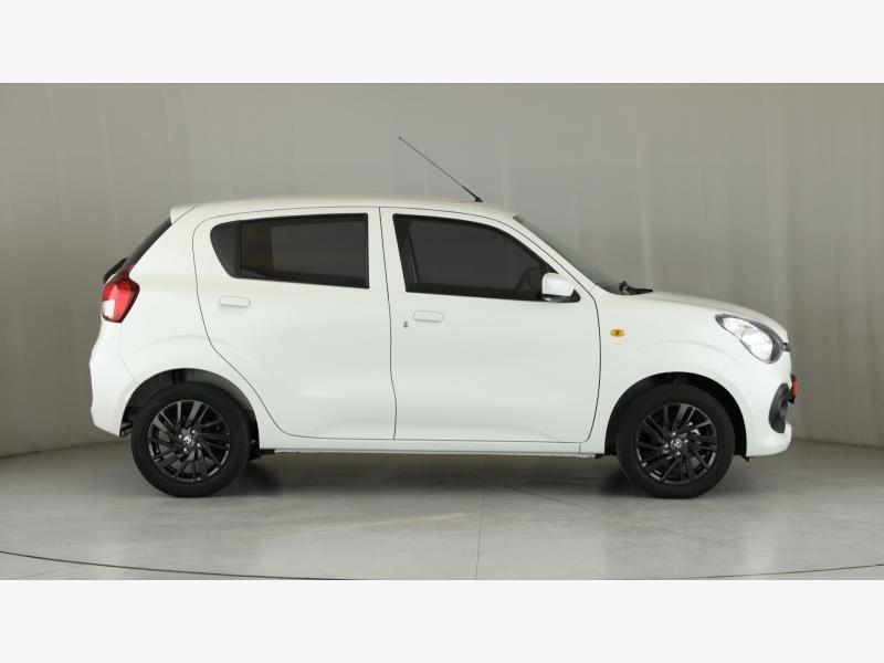 Toyota Vitz 1.0 XR Manual Halfway Toyota Fourways