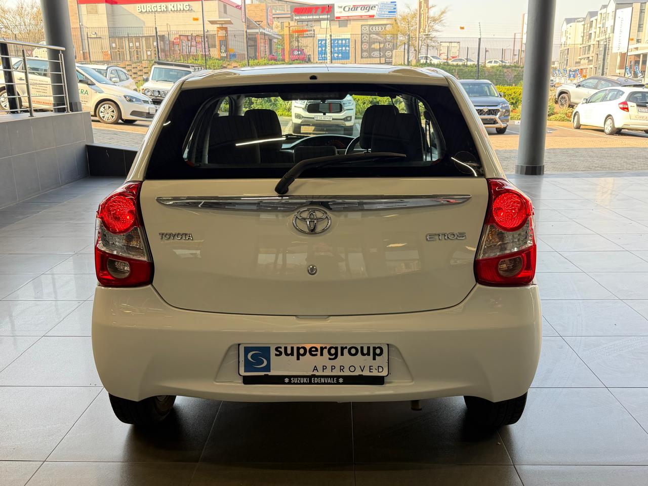 Toyota Etios Hatch 1.5 Xi Suzuki Edenvale