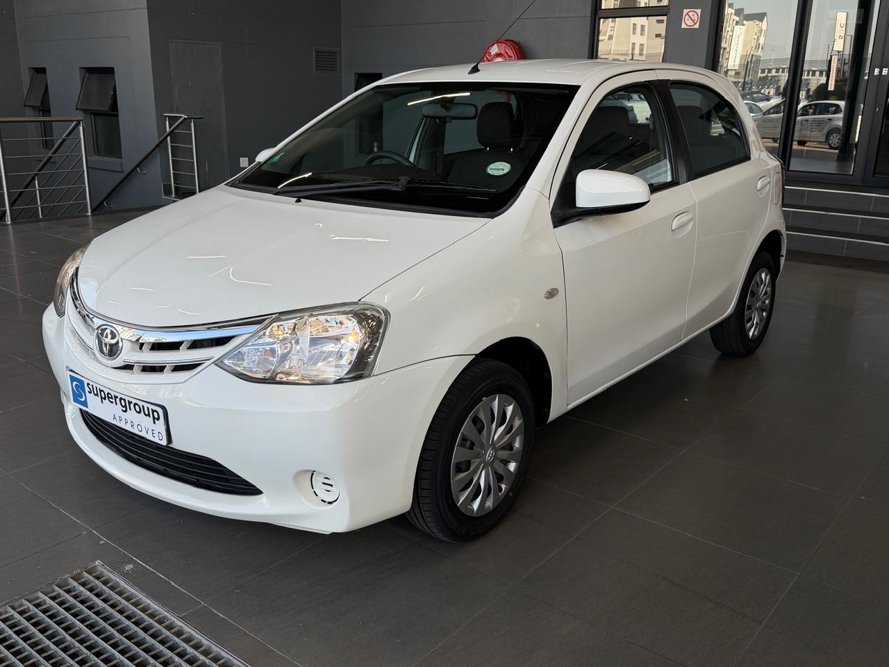 Toyota Etios Hatch 1.5 Xi Suzuki Edenvale