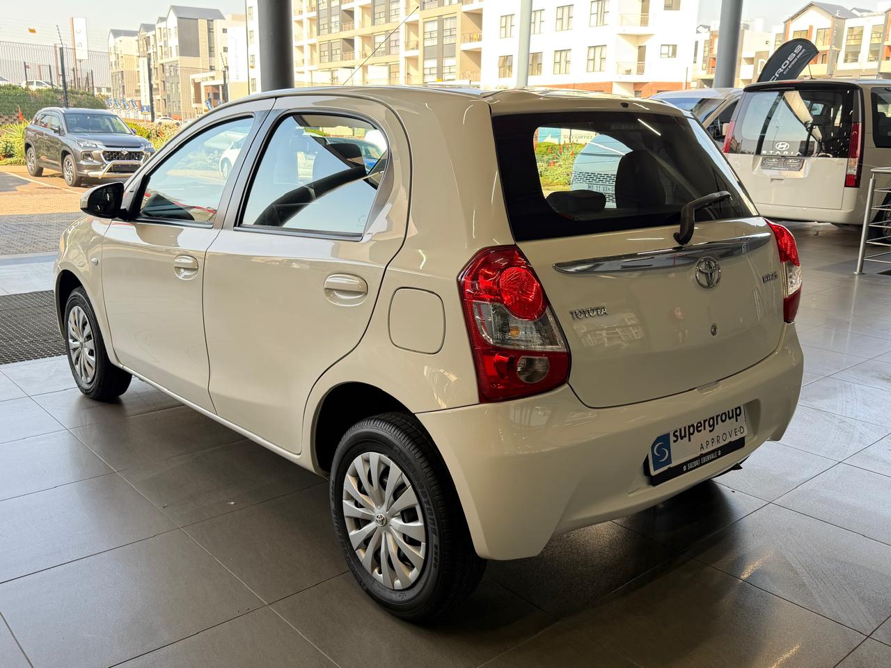 Toyota Etios Hatch 1.5 Xi Suzuki Edenvale