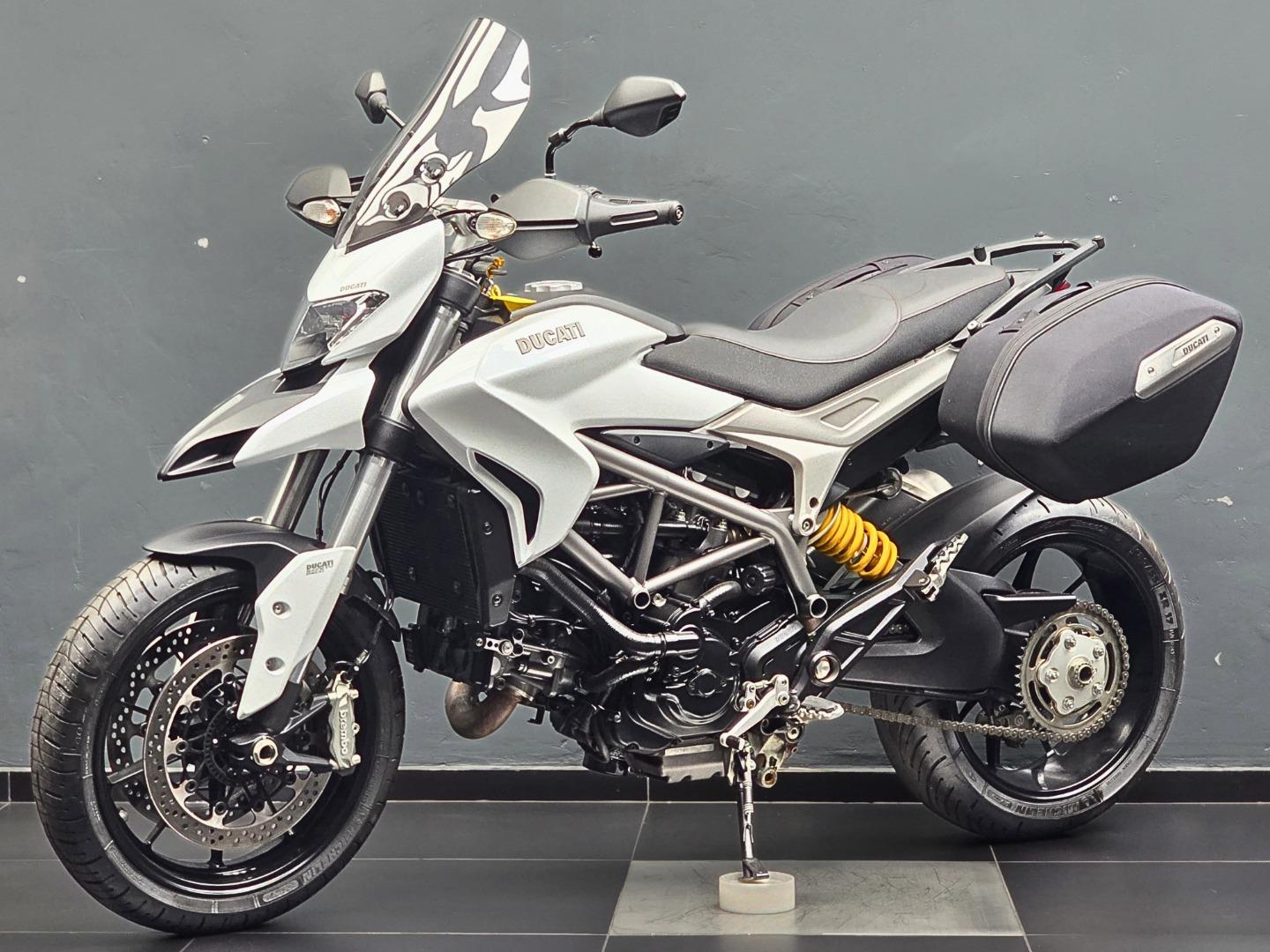 Ducati HyperStrada 821 Safety Pack Bikeshop Boksburg