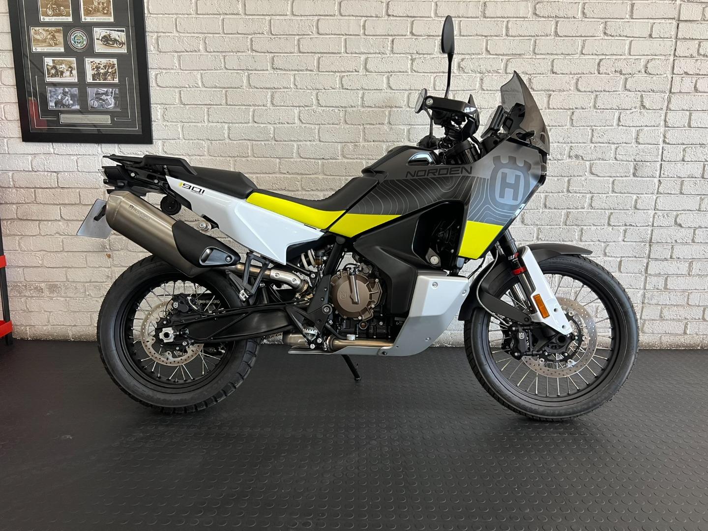 Husqvarna Norden 901 Smiths Motorcycles