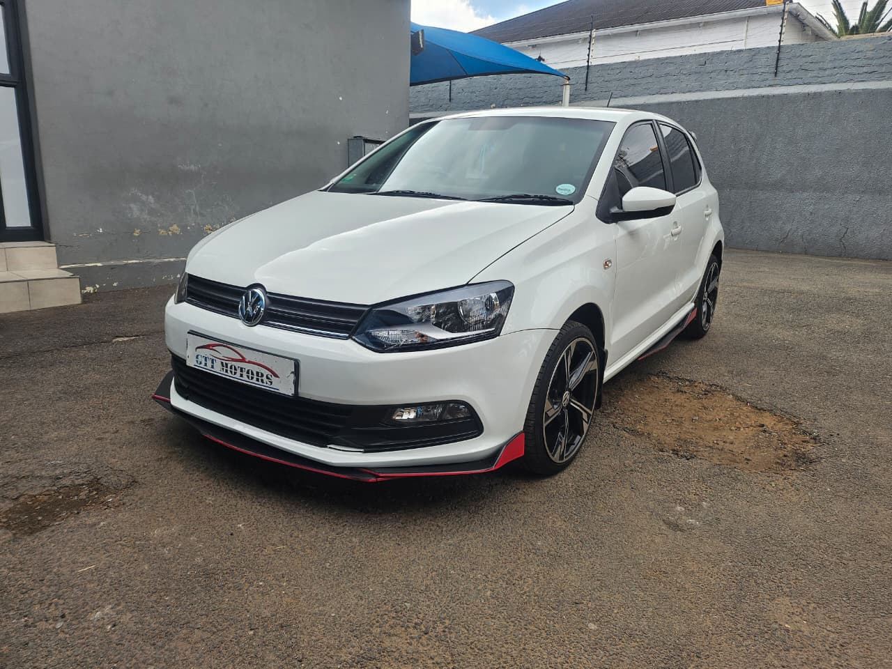 2020 Volkswagen Polo Vivo Hatch 1.6 Comfortline Auto