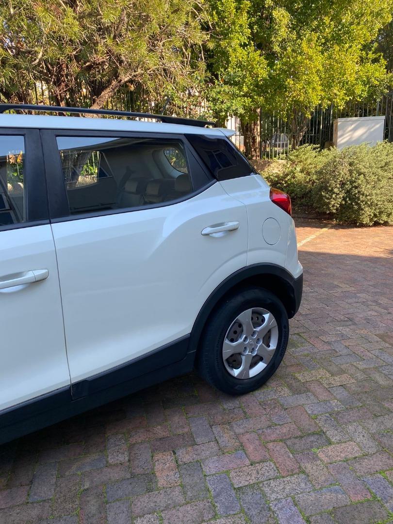 Mahindra XUV300 1.5TD W6