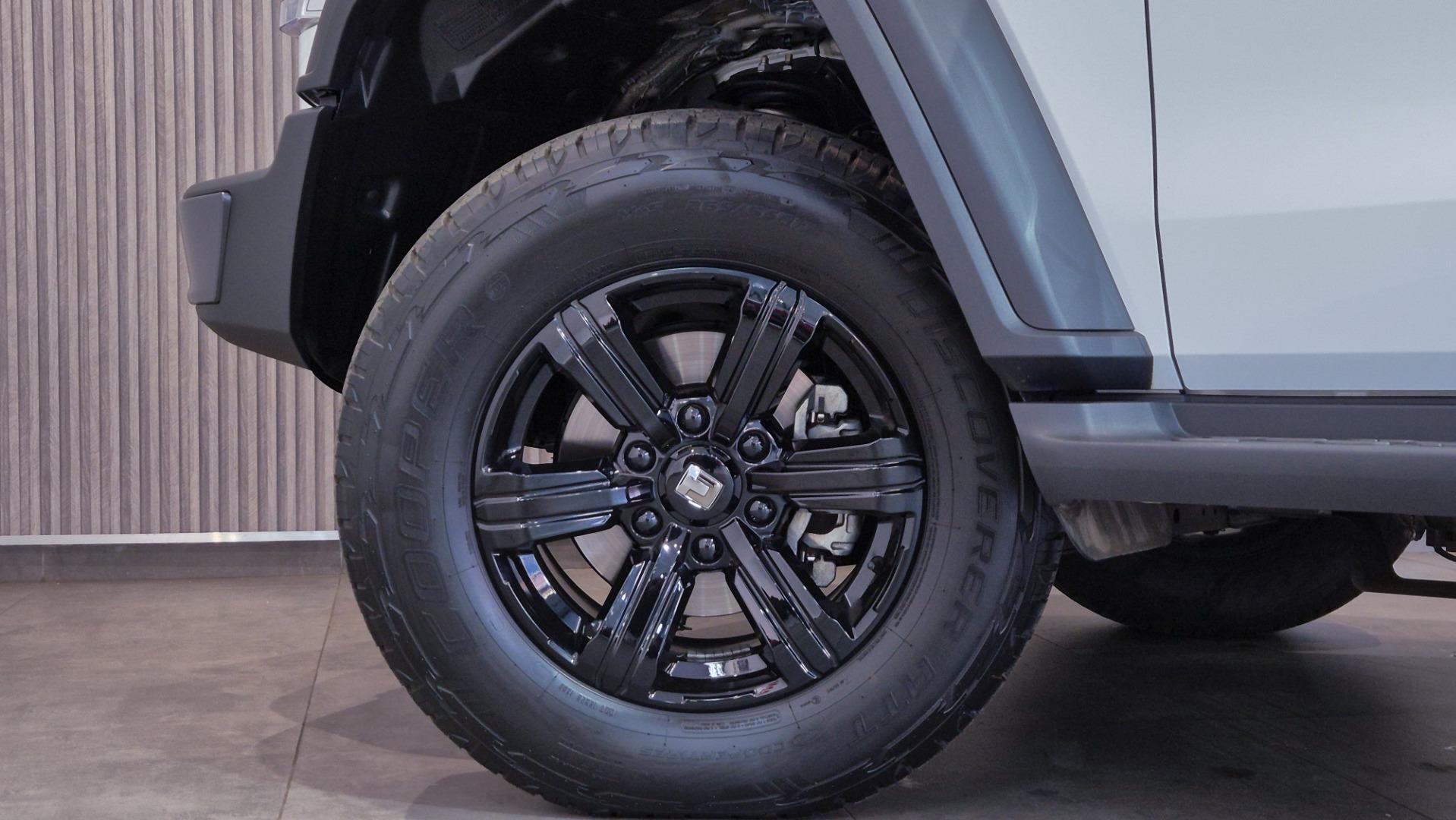 GWM Tank 300 2.4T Luxury Aksons Wheels and Haval PMB