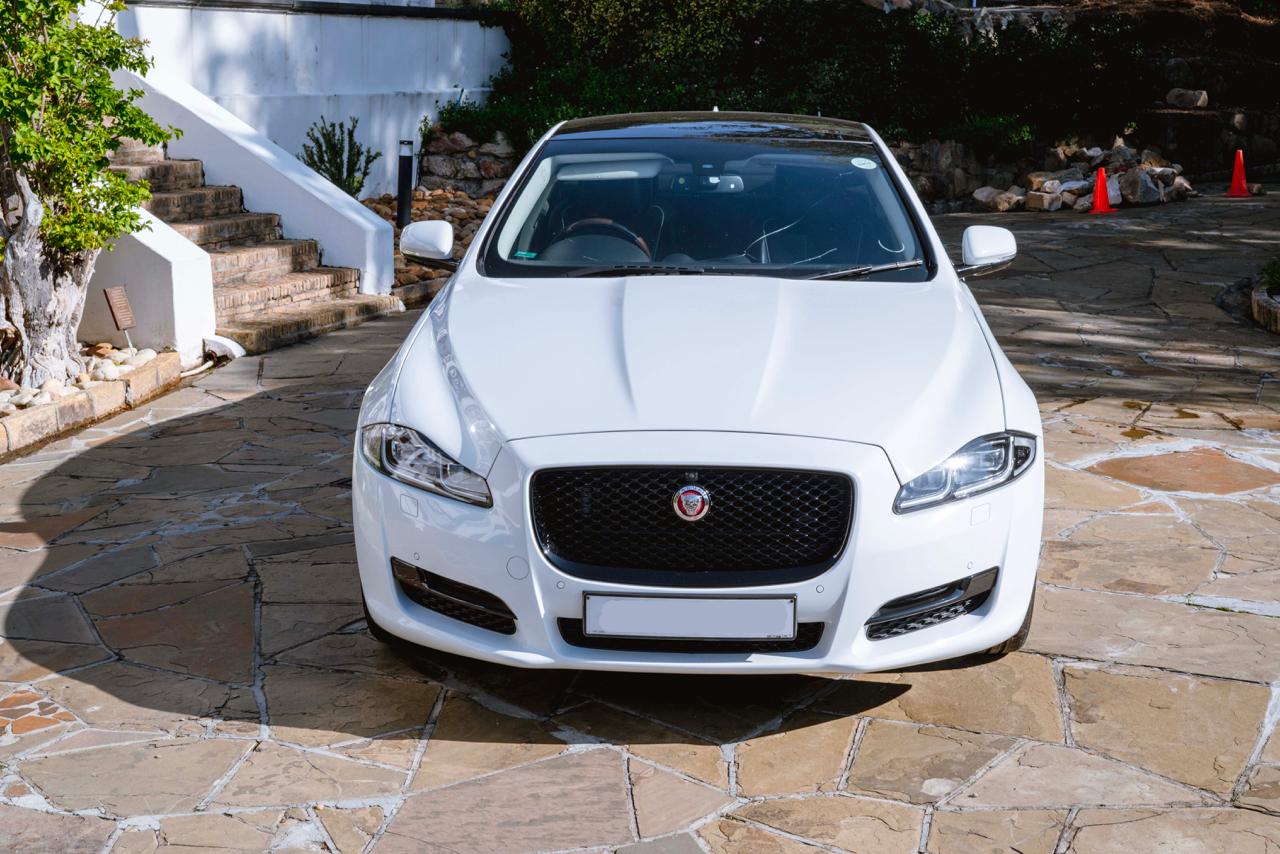 Jaguar XJ 3.0D Premium Luxury Laude Classic Cars