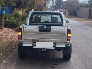 2012 Nissan NP300 Hardbody 2.4 Double Cab 4x4 for sale