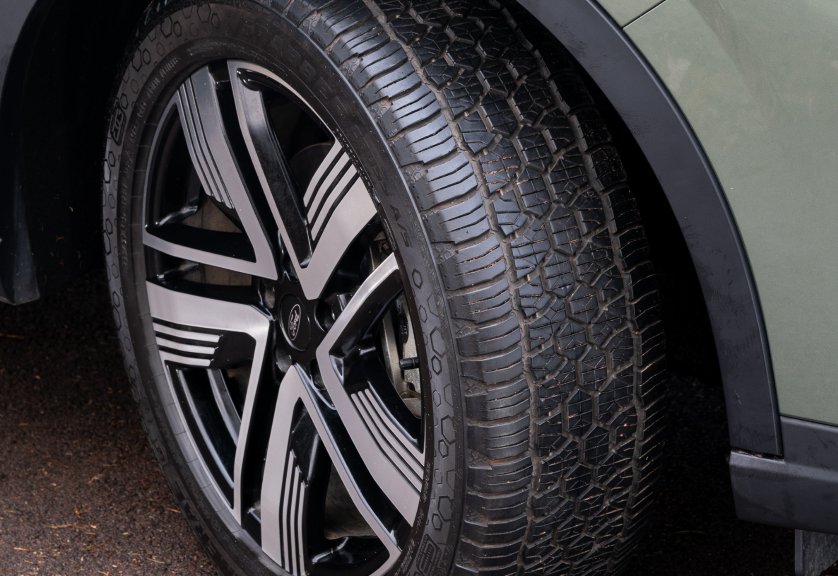 General Tire Grabber Cross A/S Crossover Compact-SUV SUV Sport Utility Vehicle tyre 4x4 off-roading on-roading tread pattern sidewall thicker tyre belt pothole strong