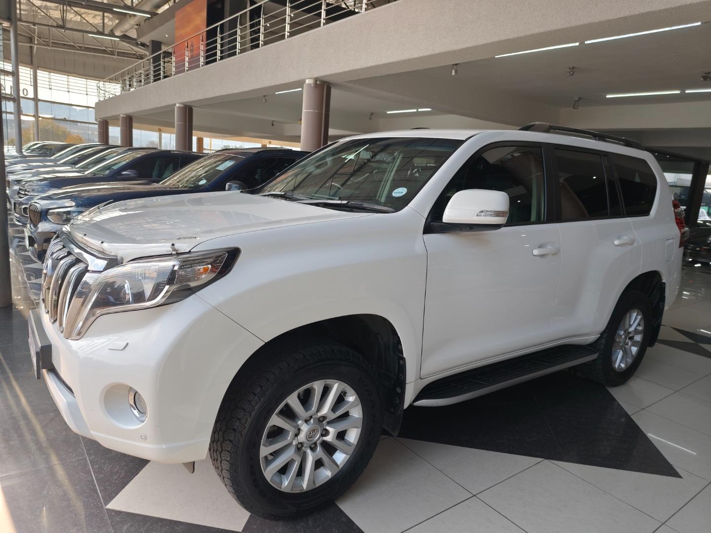 Toyota Land Cruiser Prado 3.0DT VX Bruma Nissan