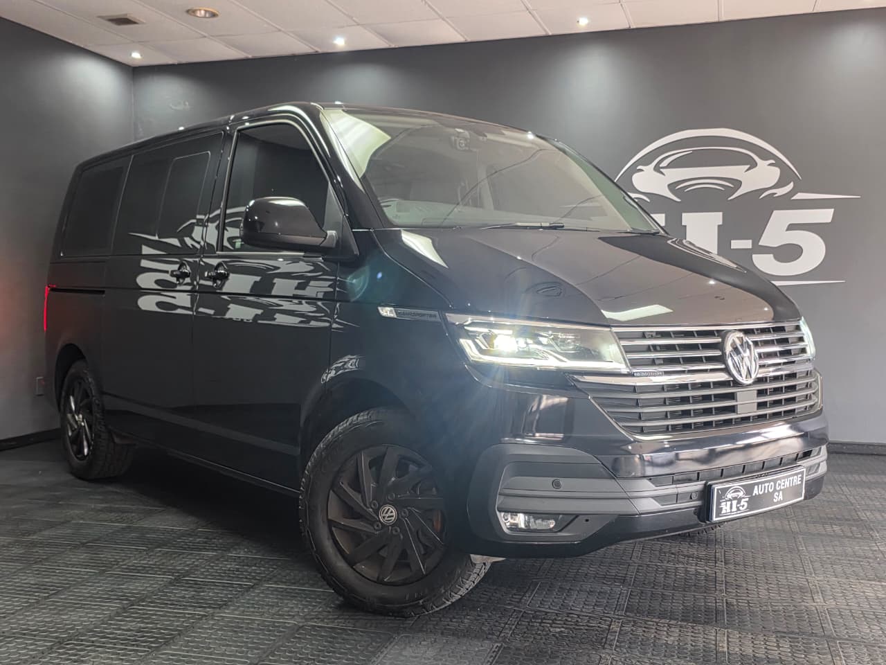 Volkswagen Transporter 2.0BiTDI 146kW Kombi SWB Trendline Plus 4Motion Hi-5 Auto