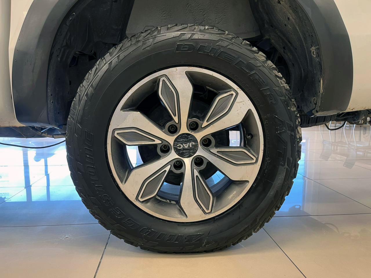 JAC T8 1.9T Double Cab 4WD Lux Group 1 Nissan Kuilsriver