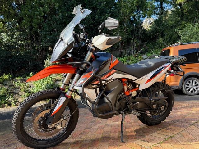 KTM Adventure 890 Adventure R