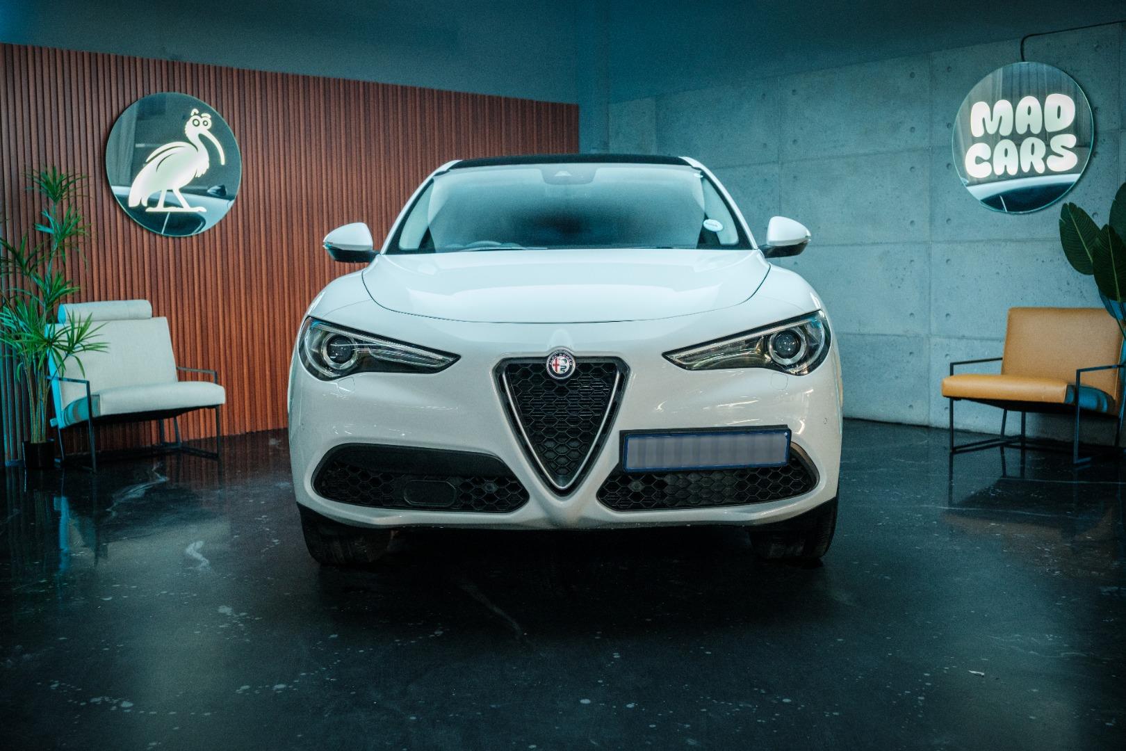 Alfa Romeo Stelvio 2.0T Super Q4 Mad Cars