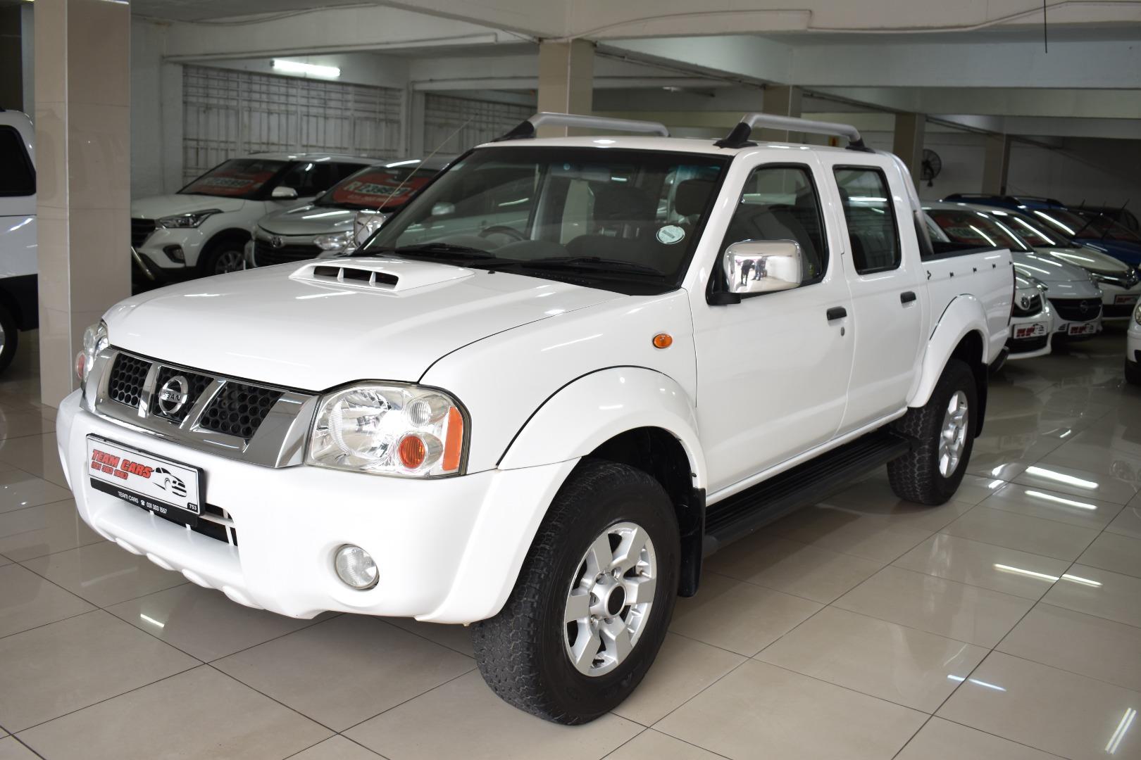 Nissan NP300 Hardbody 2.5TDi Double Cab Hi-Rider Team Cars