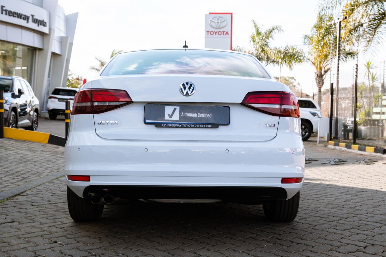 Volkswagen Jetta 1.4TSI Comfortline Auto Freeway Toyota