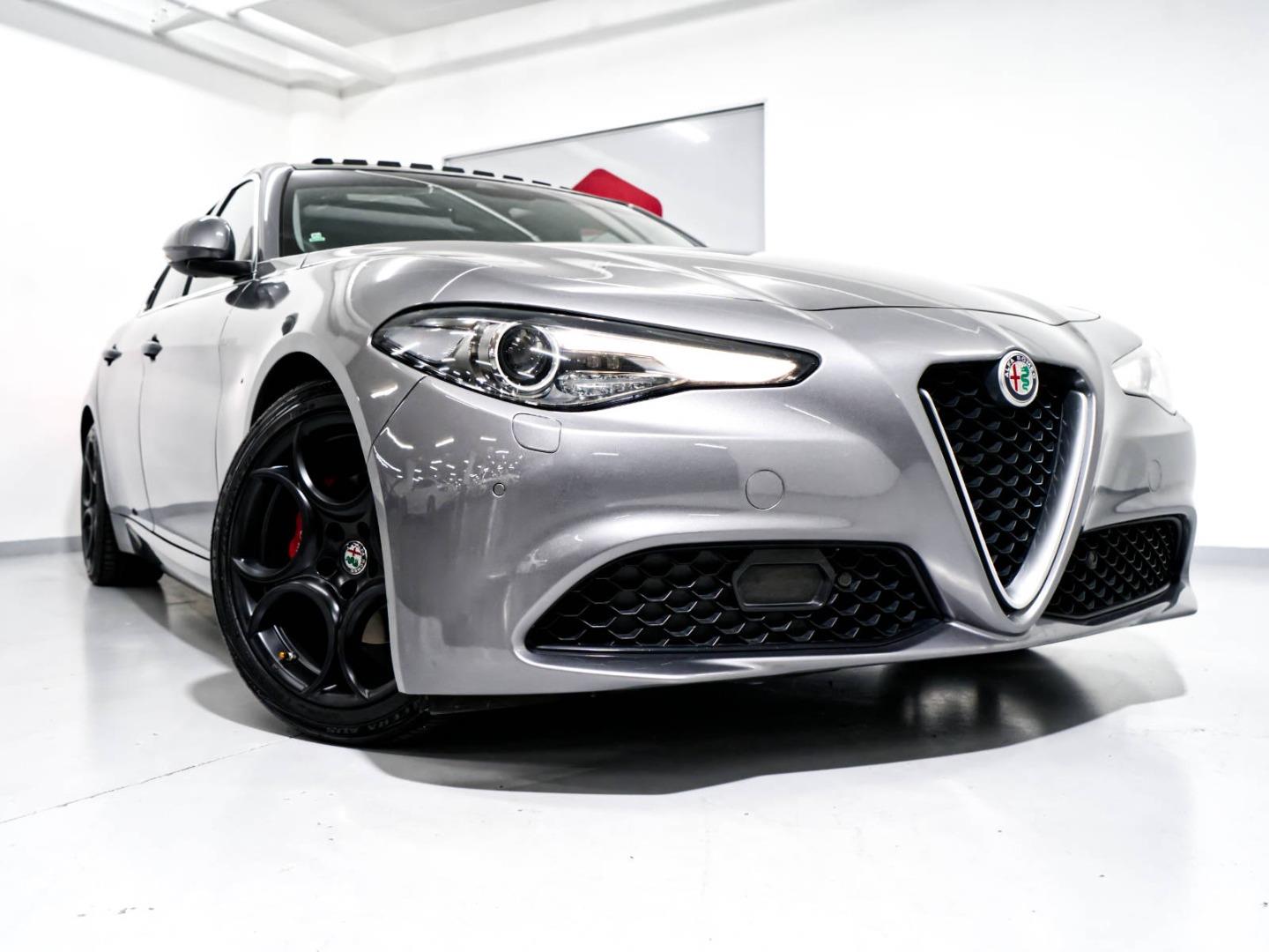 Alfa Romeo Giulia 2.0T Super Dealers Choice