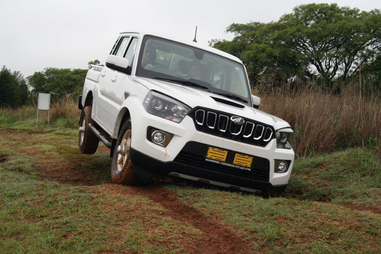 Mahindra Pik Up
