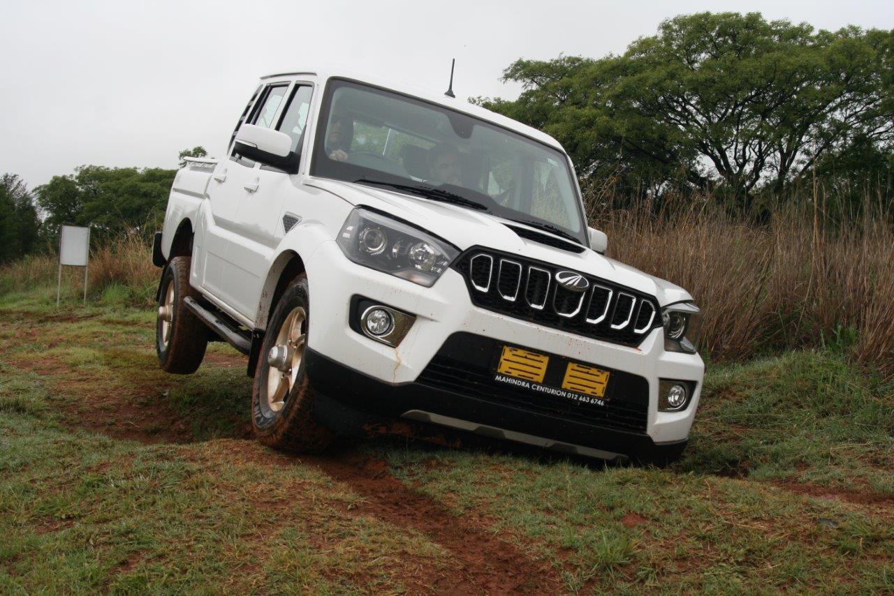 Mahindra Pik Up