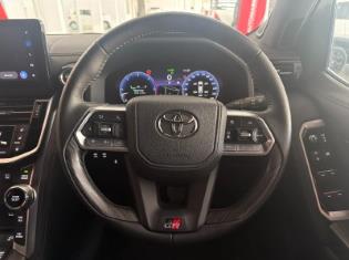 2025 Toyota Land Cruiser 300 3.3D GR-Sport for sale