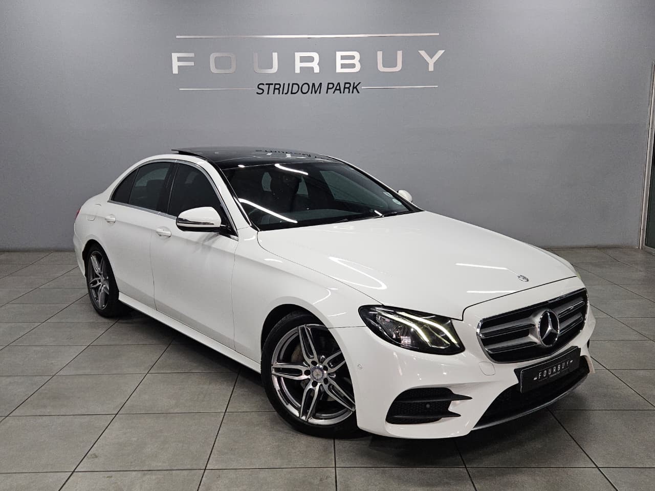 Mercedes-Benz E-Class E200 AMG Line Fourbuy Strijdompark